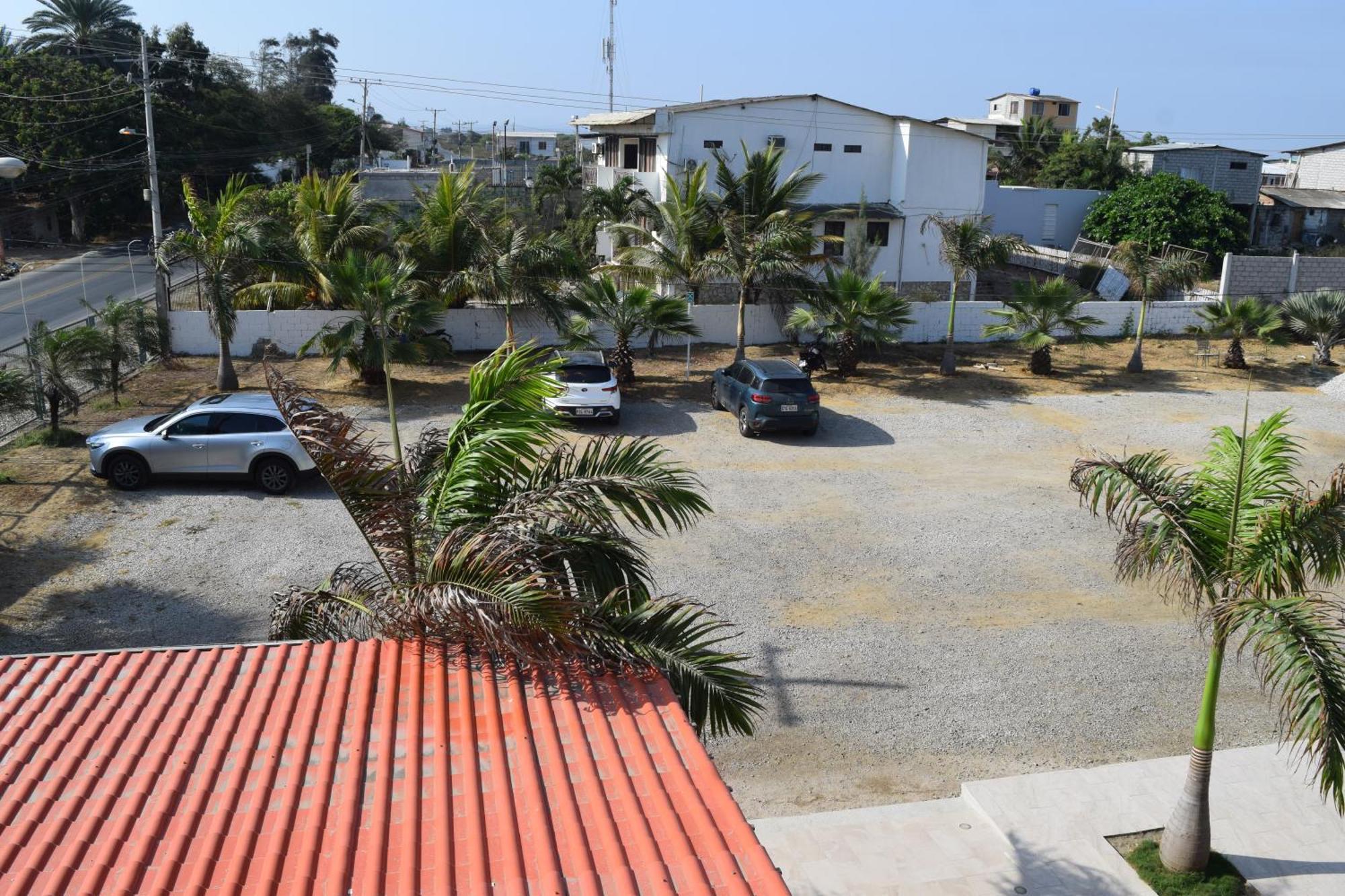 Ohana Beach Hotel Playas Exterior photo