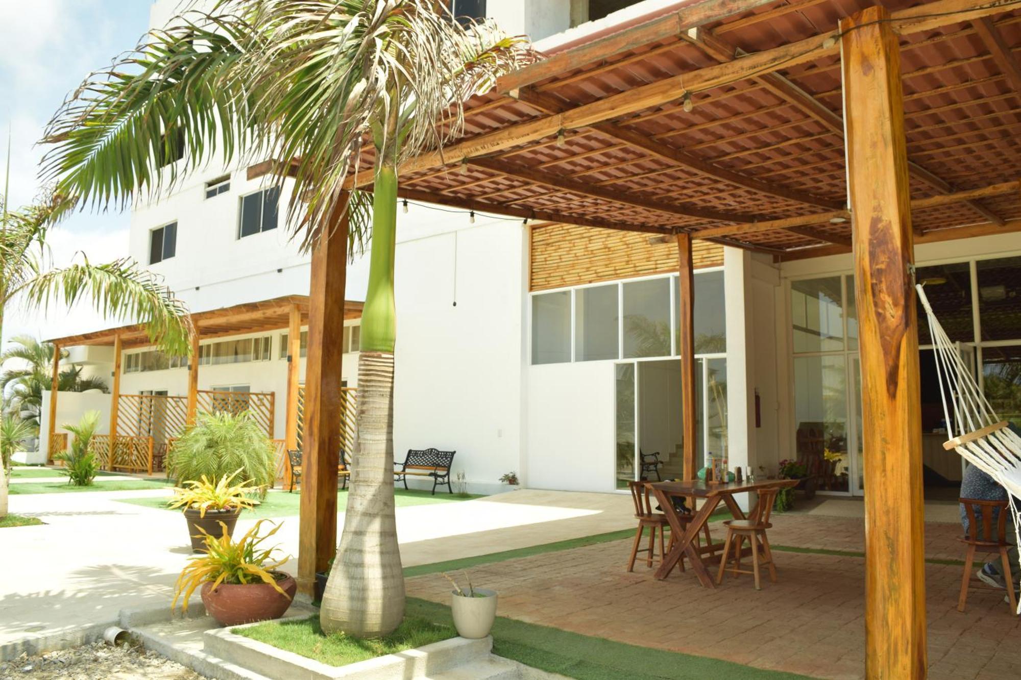 Ohana Beach Hotel Playas Exterior photo