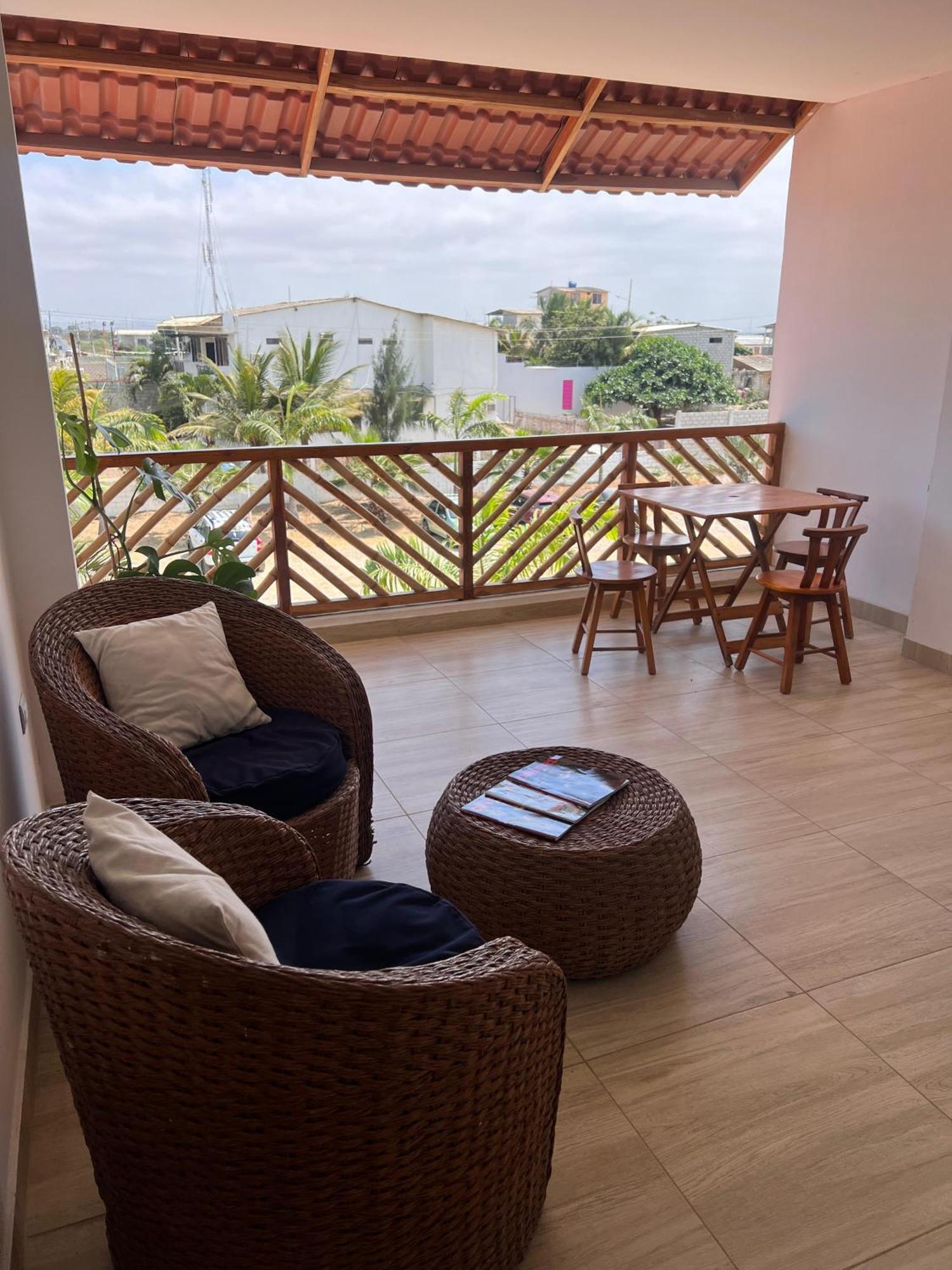 Ohana Beach Hotel Playas Exterior photo